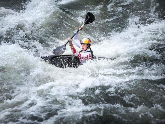 Nouria Newman kayak athlète haut niveau wechamp entreprise conférence