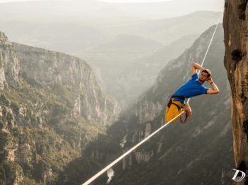 Nathan Paulin champion de slackline