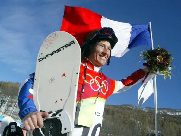 Paul Henri Delerue athlète de haut niveau en snowboard médaillé olimpique et conférencier sportif dans l'agence WeChamp Entreprise