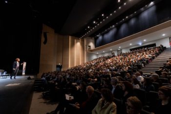 florence servan schreiber en conference