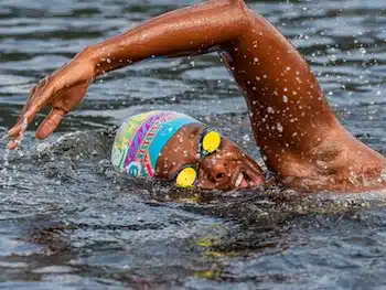Malia Metalla nageuse conférencière